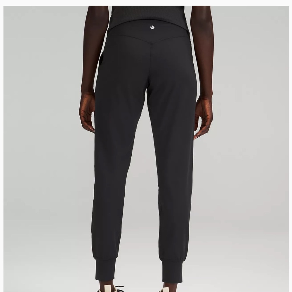 Lululemon soft army green joggers